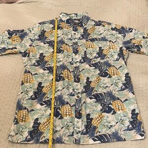 Croft and Barrow Kohls Tropical Pineapple Hawaiian Print Shirt size large Tall